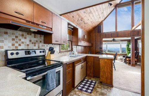 Cozy Chalet & Luxe Domes Retreat w Stunning Views - Foto 9