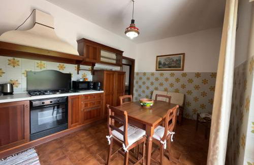 5 Minutes' Walk from the Beach, with Two Bedrooms - Foto 17