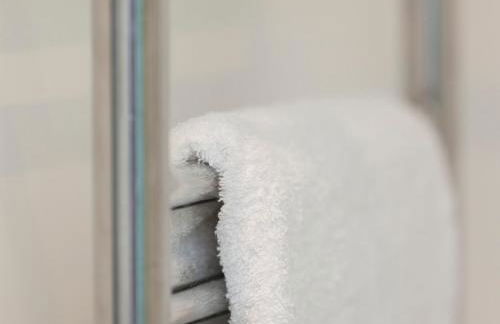 Lace Market Apartments - City Centre - 4 Beds Apartment with 2 Bathrooms and full Kitchen in George Street - close to Victoria Centre Shopping Centre - Parking for Cars & Vans from Five Pounds a Day - Sunday 1pm Check-out - Foto 31