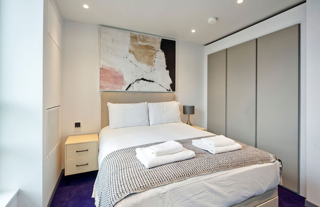 Elegant Two-bedroom Apartment in Vibrant Poplar - Foto 7