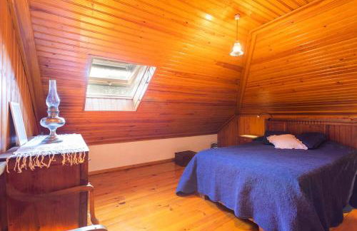 Cottage with Pool,Gourmet BBQ,Wood Oven&Games Barn - Foto 9