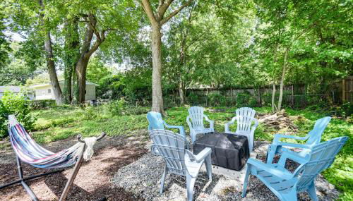 1 Mi to Beach Home with Patio and Grill in Hampton! - Foto 1