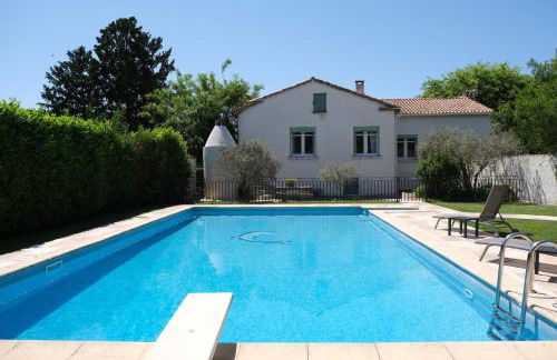 vacation rental with pool and poolhouse, close to arles in moulès- sleeps 8 - Foto 54