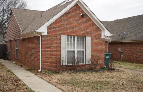 Modern and Cozy 3BR Memphis with Jetted Tub - Foto 54