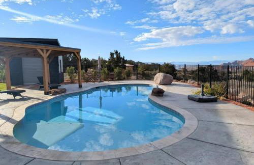 Modern Red Cliff Home with Private Pool - Foto 4