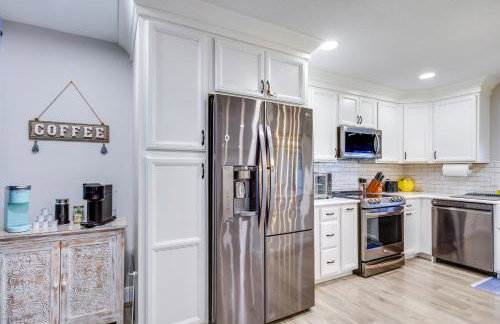 5 Mi to Beach Jupiter Townhome with Pool Access - Foto 12