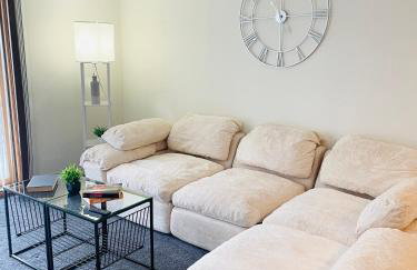 Comfortable 2BR2BA Great Monthly Rates - Foto 1