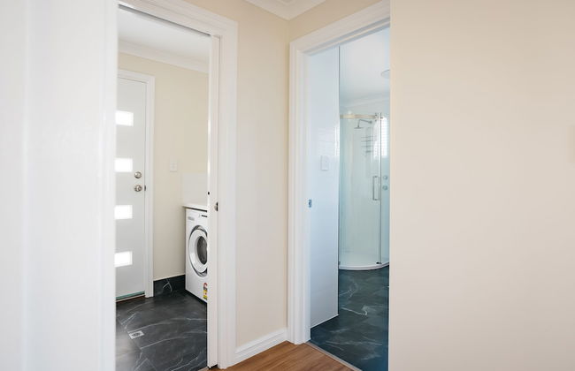 Owen's Hideaway by the BNB Collection - Photo 22