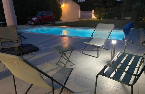 Chez Simone, maison calme et indépendante, piscine - Foto 18