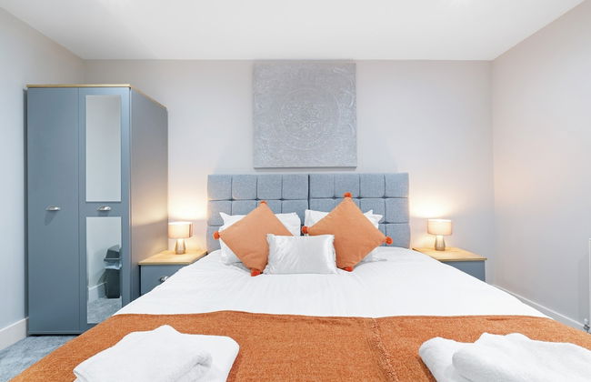 Crown Place 2 & 3 Bedroom Luxury Apts - Foto 53