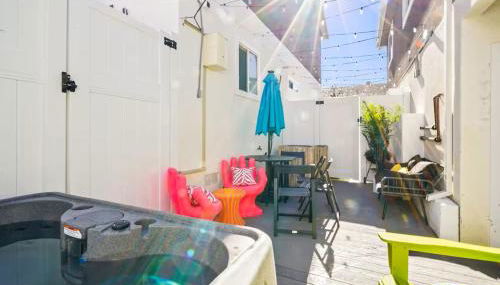 C- Vibrant and Glam NoHo Pad near U-Studios and H-Sign - Foto 2