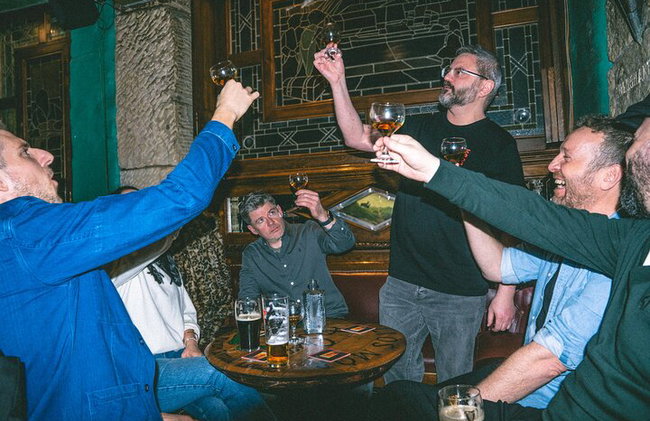 Explorez Glasgow : Visite à pied du Scottish Rogue Whisky Bar - Photo 7