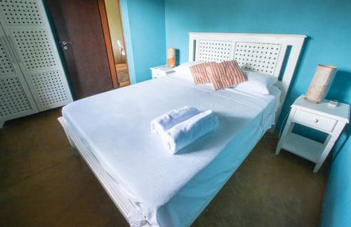 Vista espetacular, no meio da mata, com conforto - Foto 25