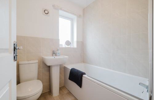 Modern and comfortable 3 bed house - Foto 14