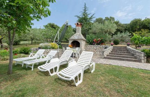 Stunning Apartment In Koromacno - Foto 13