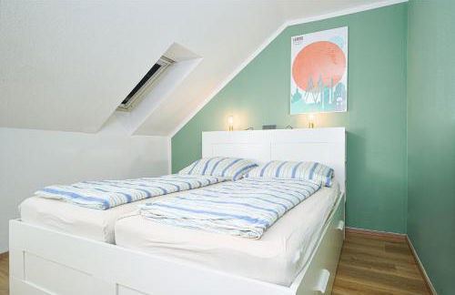 Gemütliche und zentrale Dachwohnung mit Parkplatz und Netflix - Foto 9