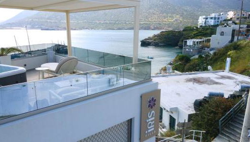 Villa Iris, beachfront, with jacuzzi, up to 9 guests, Mpali beach, Rethymno! - Foto 3