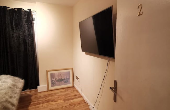 Umbrella Properties Woolwich London - Photo 2