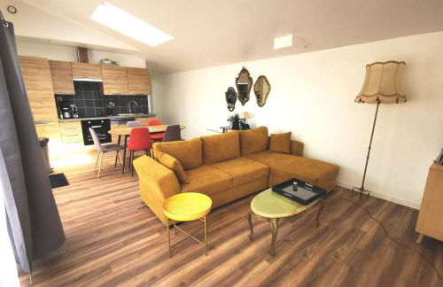 Appartement dans maison d'architecte avec terrasse - Photo 6