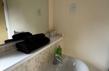 Modern 3-Bed Townhouse & Balcony - Foto 24