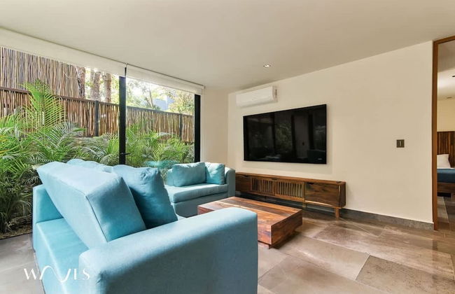 2BR w Private Pool - Steps Away From the Beach - Photo 10