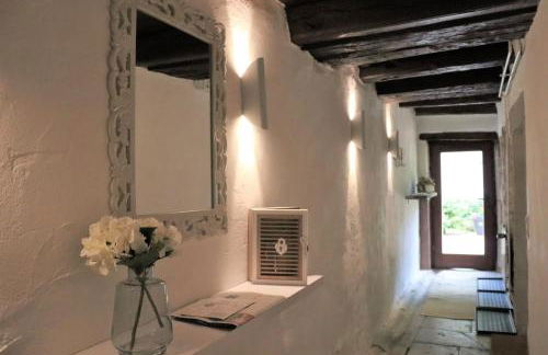 Fereinwohnnung, Ferienhaus, Bauernhaus - 2 kostelnlose Parkplätze - Wifi - schöner Innenhof - 5min bis Saarlouis Innenstadt - Foto 3