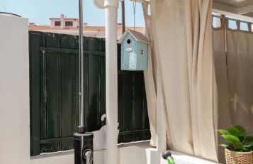 "Linda's Guest House" Beach House with Private Patio & Hot Tub, 3 Min from the Beach - Foto 6