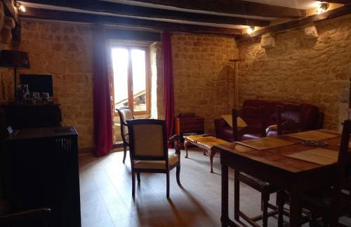 Maison de la Ruelle au cœur de la Bastide de Domme avec cour terrasse - Foto 12