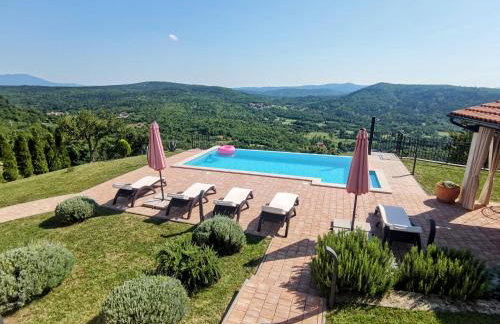 Home Andrea with infinity salty pool - Foto 26