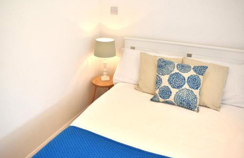 Open Plan Dog Friendly Annexe Sleeping 2 I Near Local Beaches & Chichester with FREE Parking - Foto 59