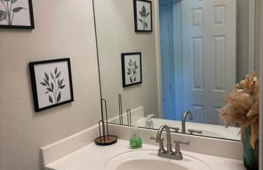 Three Bedroom ClubHaus - Photo 10