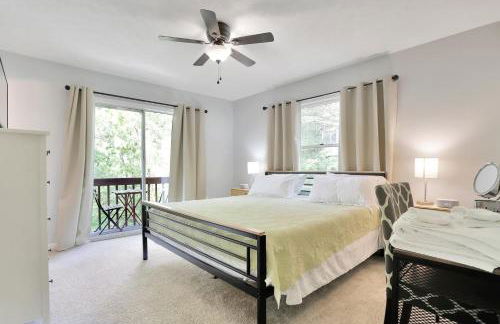 Lazy Basye Shenandoah Cabin with Hot Tub, Sleeps 10 - Foto 50