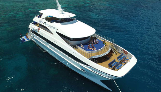 Vue aérienne sur le bateau