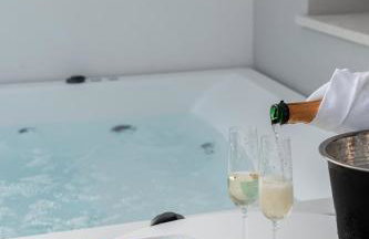 Sealuxe Living - Photo 16