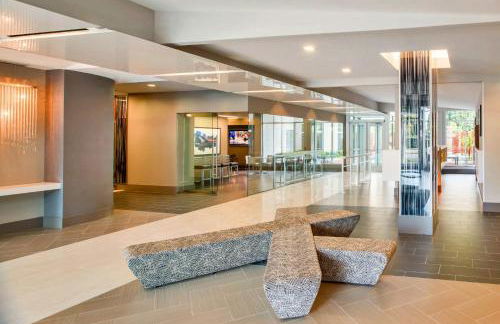 Convenient Apartment Near Major Sights - Photo 20