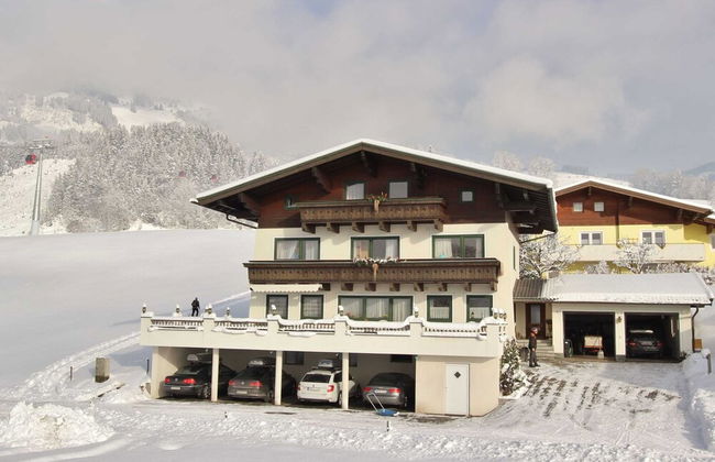 Beautiful Apartment With Large, Sunny Balcony - Foto 17