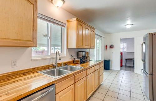 2 Mi to Hospitals Home with Private Yard in Aurora - Photo 9