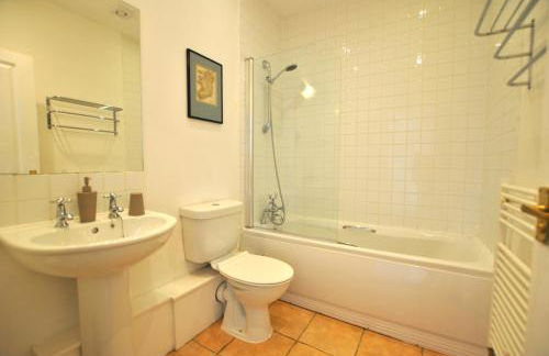 Sea Whisper- lovely home in charming village - Foto 12