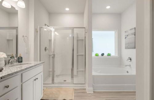 4 Bedroom Sleeps 10 Beach Resort pool, Golf Cart included! Sunsets - Foto 24