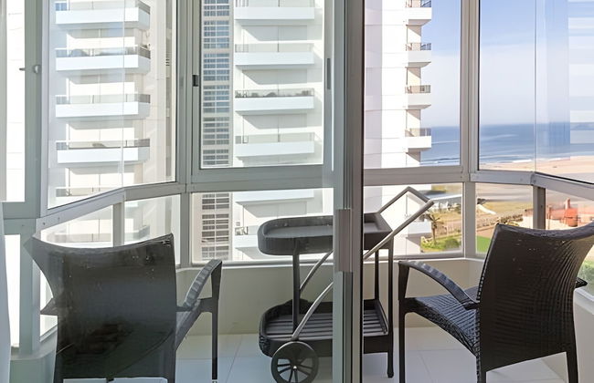 Oceana Suites Torre Marina - Photo 31