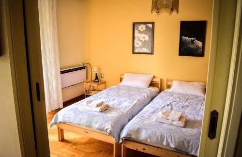 ΕΥΕΛΗ - Photo 12