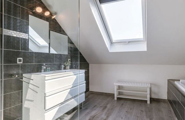 Spacious House With Garden and Parking - Foto 23