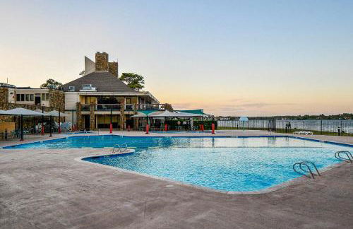 Waterfront Lake Conroe Home with Pool Access! - Foto 33