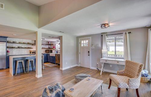 Waterfront Retreat with Hot Tub in Gun Barrel City! - Foto 6