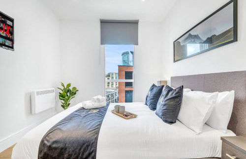 Pluxa Nero Deluxe - City Bliss 2Bath, Walk to Transit - Foto 11