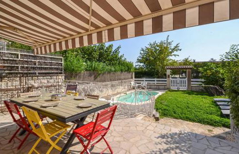 Awesome Home In Tulette With Wifi - Foto 2