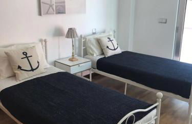 Lovely & New BEACH APARTMENT - Foto 8