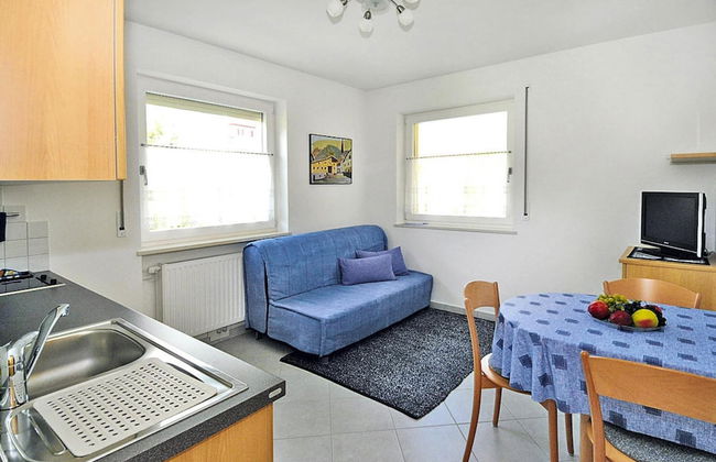 Apartment in Schlanders With Terrace - Photo 14