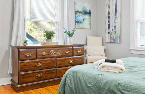 Home Near Downtown Mall & Belmont - Foto 23