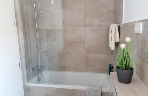 Villa NOVAMARIN - heated pool, sauna, garden - Foto 22